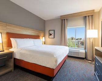 Candlewood Suites Miami - Doral By IHG - Doral - Habitación