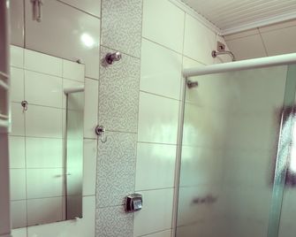 Hotel Blumenhof - Blumenau - Banheiro