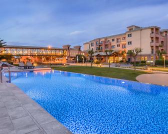 Barceló Punta Umbría Beach Resort - Punta Umbría - Pool