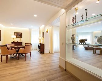 House / Villa - Sesimbra - Santana - Comedor