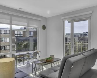 Fully Furnished Apartment in Washington near Logan Circle - Washington, D.C. - Wohnzimmer