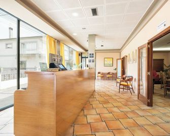 Hotel Villanueva - Lalín - Recepción