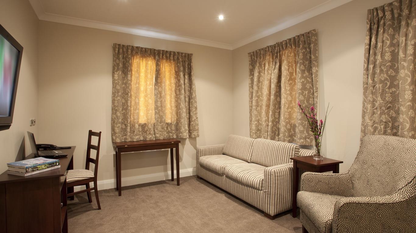 هاي فيلد ميوز موتل