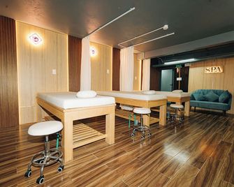 Full Moon Apartments - Hoi An - Spa