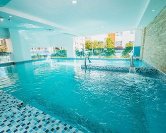 Deluxe standard apartment 55m2 - سانتو دومينغو - حوض السباحة