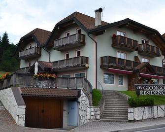 Giongo Residence - Lavarone - Building