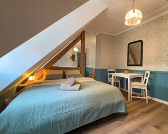 English cottage - Logement atypique - Saargemünd - Schlafzimmer