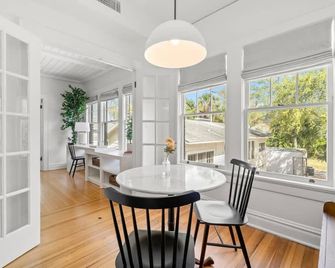 The Adaline 6 Gorgeous Hyde Park Apartment - Tampa - Dining room