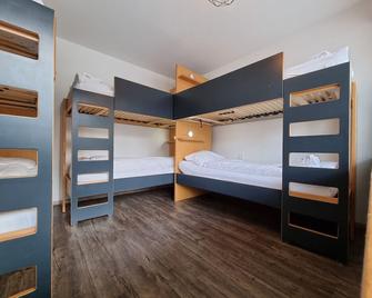Hostel by Hyve Basel - Basilea - Habitación