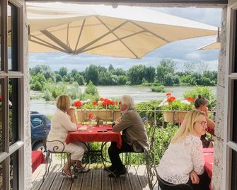 Le Relais Louis XI - Мен-сюр-Луар