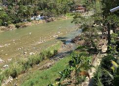 Stunning River Valley touching the Bay of Banderas.Family friendly. - Boca de Tomatlán - Vista externa