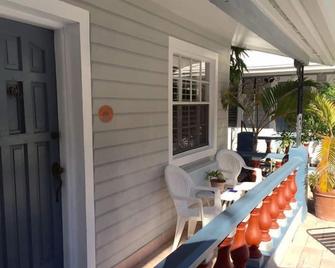Coral Reef Guesthouse - Fort Lauderdale - Balcone