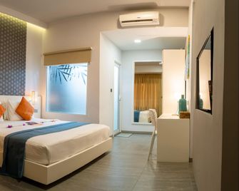 Velana Beach Hotel Maldives - Maafushi