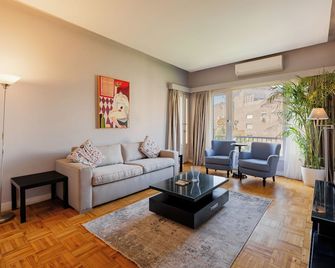 Brassbell l Zamalek l Nagui - Cairo - Huiskamer