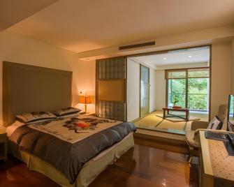 Cedarwood Villa - Tai'an Township - Schlafzimmer