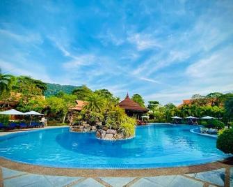 Legend Kep Resort - 白馬 - 游泳池