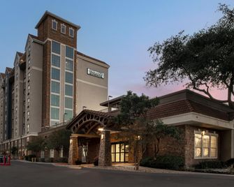 Staybridge Suites San Antonio-Airport By IHG - סן אנטוניו - בניין