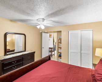 Not only you have a view condo - Christiansted - Bedroom