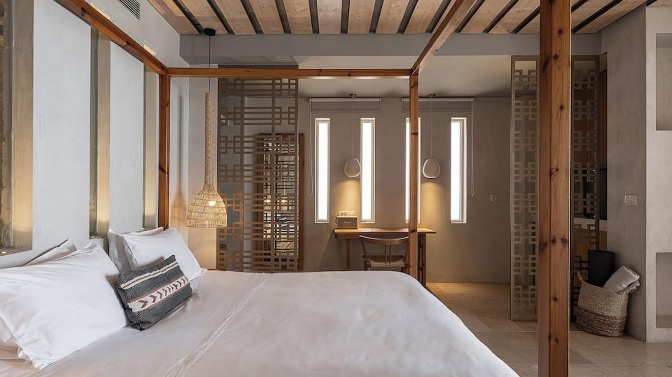 The Theodore Boutique Hotel- adults only 16 plus