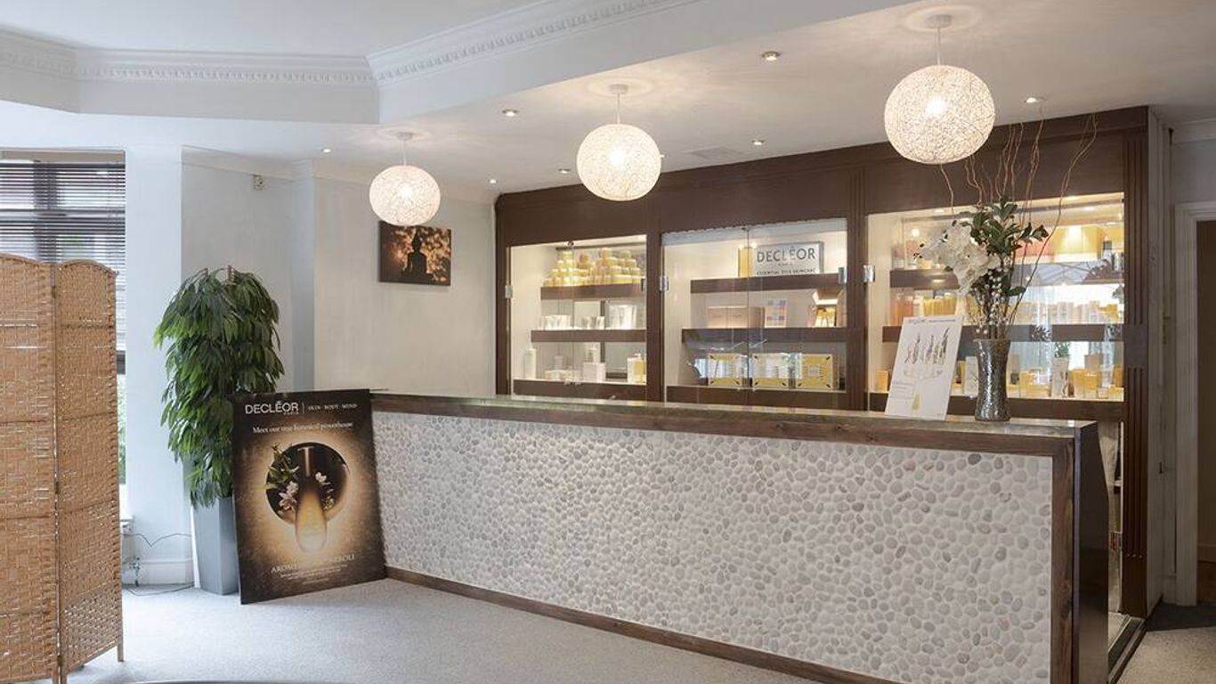 The Hog's Back Hotel & Spa Farnham