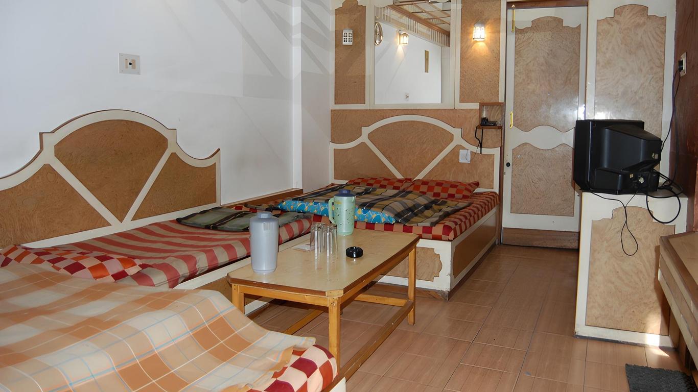 Hotel Gulmarg Regency