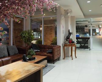 Nonsi Hotel Phitsanulok - Phitsanulok - Lobby