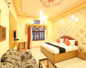 Hotel Gupta Inn - พาราณสี - ห้องนอน