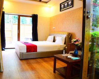 The Brook Resorts & Spa - Yercaud - Habitación