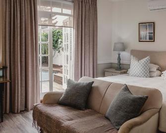 Admiralty Beach House - Puerto Elizabeth - Habitación
