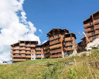 Résidence Les Sentiers du Tueda - maeva Home - 2 Pièces 4 Personnes Sélection MAE-3511 - Les Allues - Gebäude