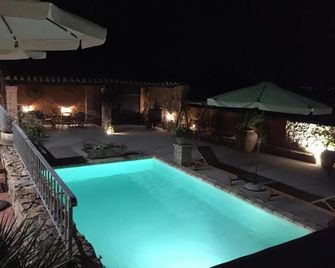 Antico Casale del Poggio - Capoterra - Zwembad