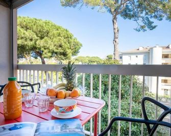 Apartment Le Zodiaque II-3 by Interhome - Hyères - Balkon