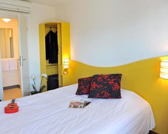 Contact Hôtel Fontenay le Comte - Fontenay-le-Comte - Schlafzimmer