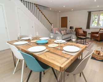 Tinners Rest - Penzance - Dining room