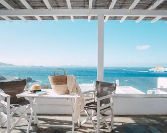 With-inn Mykonos Suites - Tourlos - Балкон