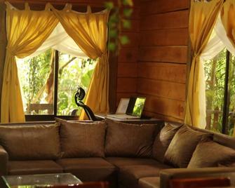 Cabaa Luculuc Garden Forest - San Pedro - Living room
