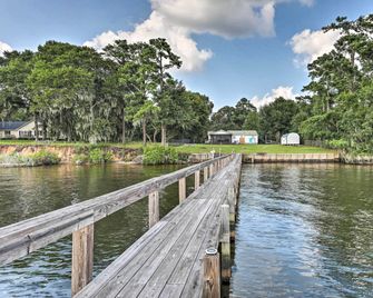 Idyllic Waterfront Escape w/ Private Boat Dock! - Santee - Vista del exterior