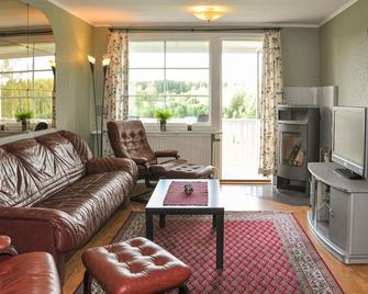 2 Bedroom Lovely Home In Sunne - Sunne - Huiskamer