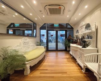 iNN at Temple St by Q Loft Newly Renovated - Singapore