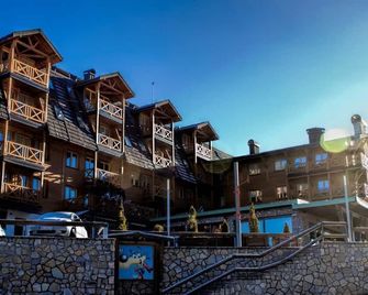 Aparthotel Vucko - Pale - Gebouw