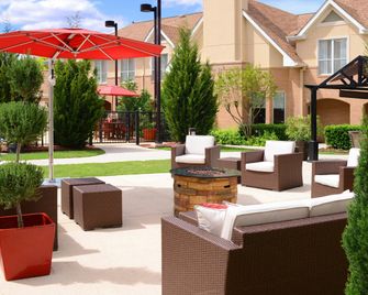 Residence Inn by Marriott San Antonio Airport/Alamo Heights - סן אנטוניו - פטיו