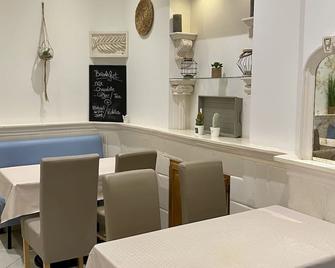 Hotel Lutetia - קאן - מסעדה