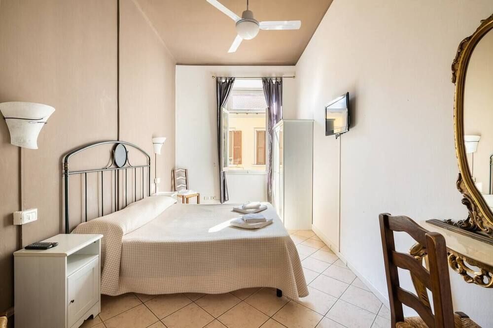 ستوب آند سليب بيرجامو - برغامو - غرفة نوم