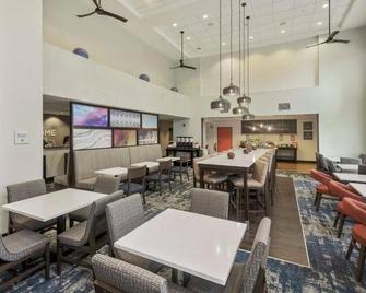 Queen Room Near Extra Space Storage Orl - Apopka