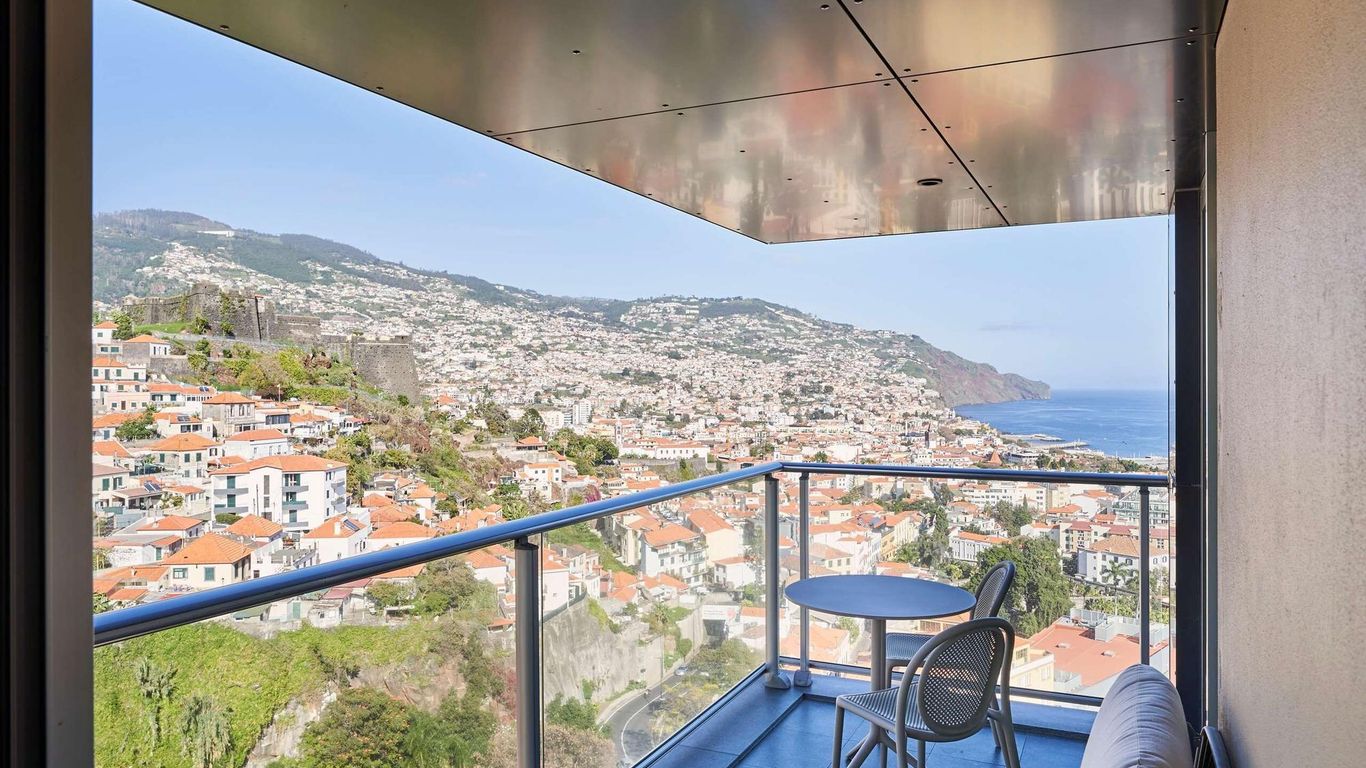 The Views Baia - Adults Only