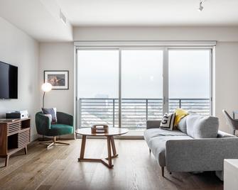Mint House Dallas - Victory Park - Dallas - Huiskamer