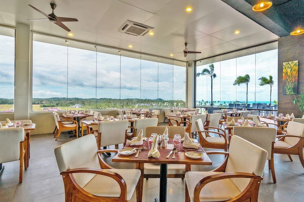 جراند لاجوي هوتل بينتان - Lagoi - مطعم