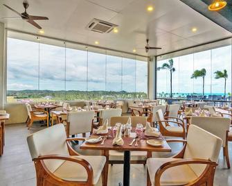 جراند لاجوي هوتل بينتان - Lagoi - مطعم