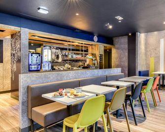 B&B HOTEL Montpellier Sud Lattes - Lattes - Buffet