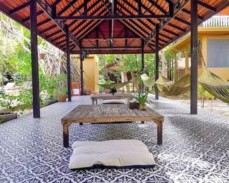 Palm Village Resort & Spa - Ciudad de Siem Riep - Patio